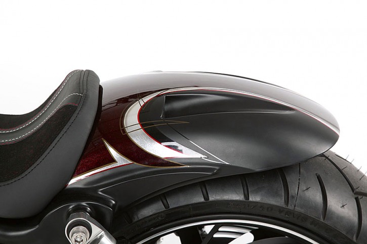 Stilettoheck „der B-Max deep Fender“