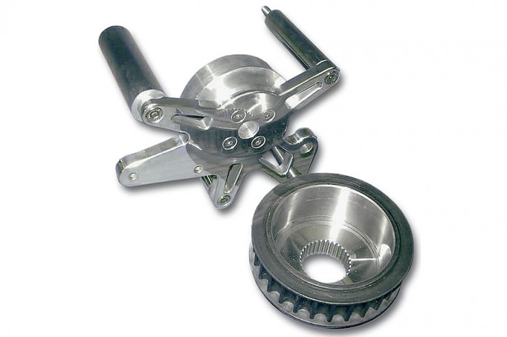 Offset Pulley Kit with Integrated Support Bearing 04 on